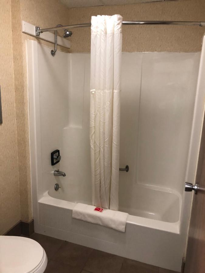 Econo Lodge Wisconsin Rapids Eksteriør billede