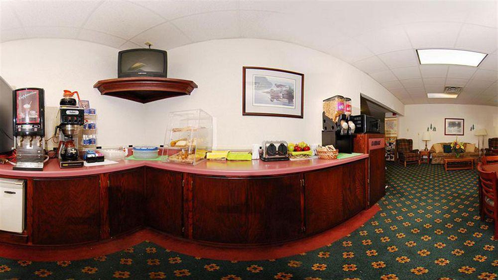 Econo Lodge Wisconsin Rapids Eksteriør billede