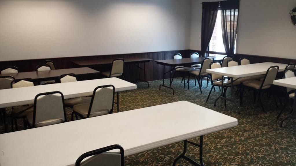 Econo Lodge Wisconsin Rapids Eksteriør billede